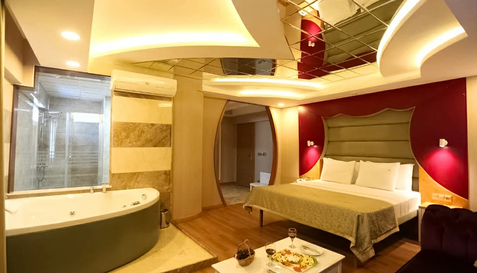 هتل لایف کرنر ازمیر